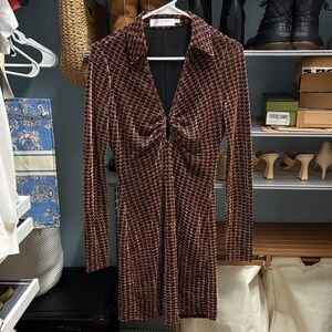 Astr the label Long Sleeve bronze shimmer Houndstooth Dress